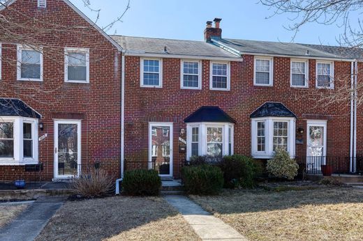 Luxury home in Towson, Baltimore County