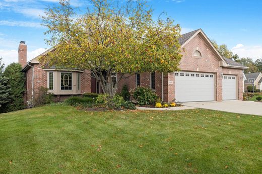 Detached House in Lemont, Cook County