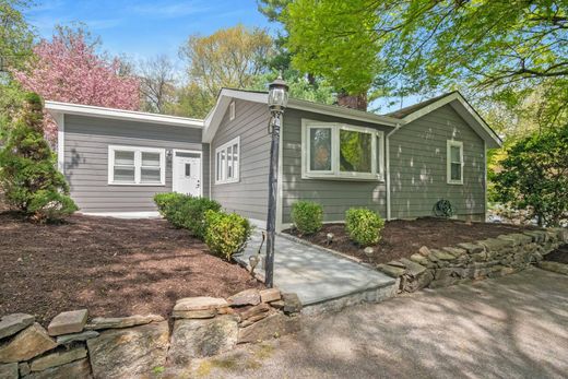 Detached House in Irvington, Westchester County