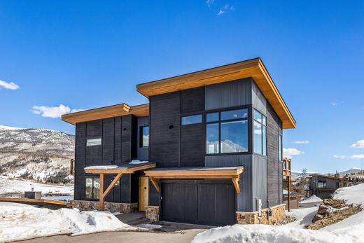 Detached House in Silverthorne, Summit County