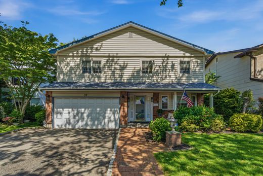 Detached House in Port Washington, Nassau County