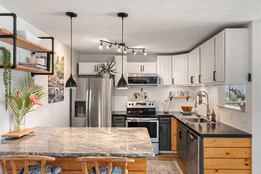 Apartment in Wailuku, Maui