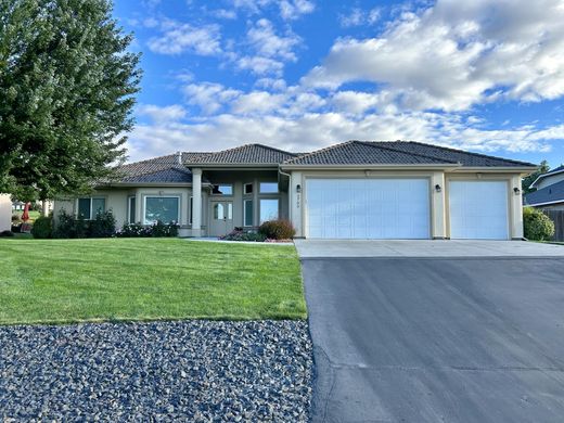 Detached House in Kennewick, Benton County