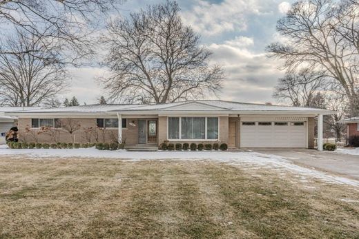 Detached House in Warren, Macomb County