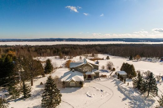 Maison individuelle à Magog, Estrie