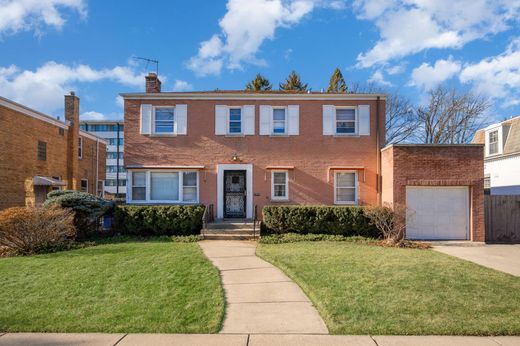 Detached House in Chicago, Cook County