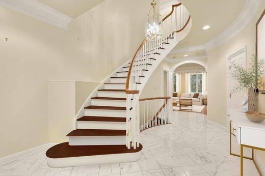 Luxury home in Washington, Washington County