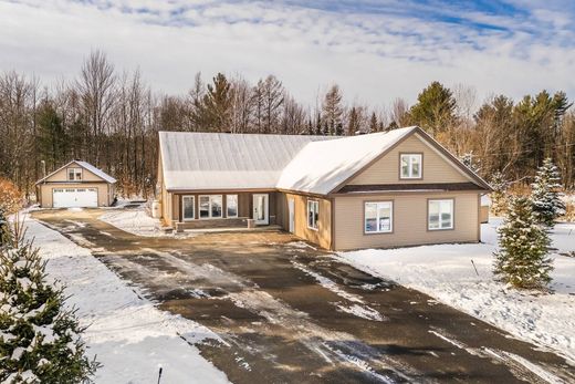 Einfamilienhaus in Shefford, Montérégie