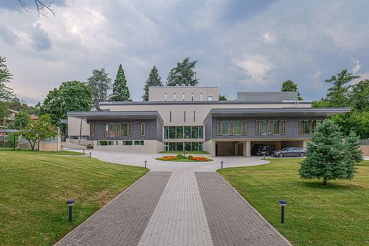 Vrijstaand huis in Sofia, Stolichna Obshtina