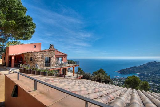 Einfamilienhaus in Begur, Provinz Girona