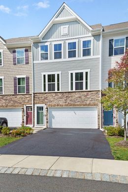 Casa di città a Mount Olive, Morris County