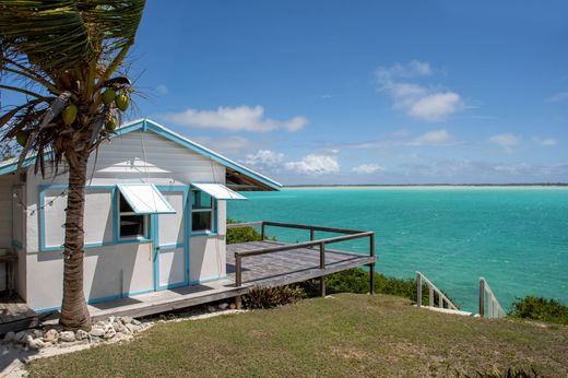 Detached House in Bottle Creek Settlements, North Caicos