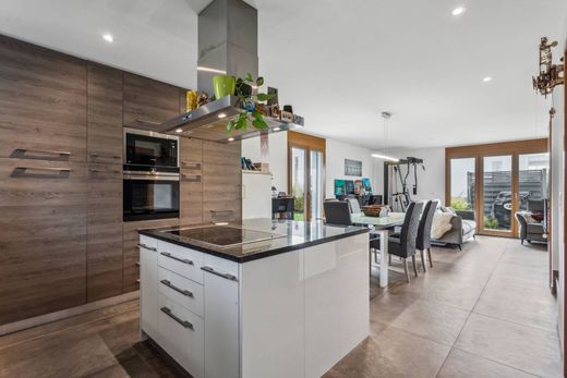 ‏בית חד-משפחתי ב  Villars-sur-Marly, Sarine District