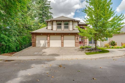 Luxury home in Beaverton, Washington County