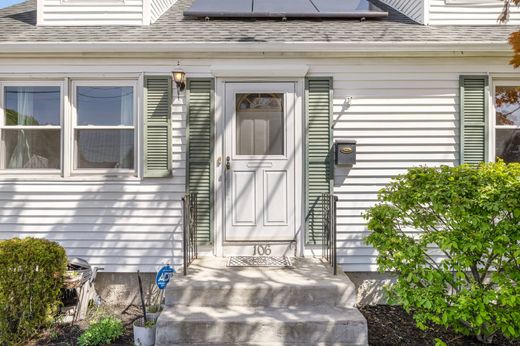Luxury home in Pawtucket, Providence County