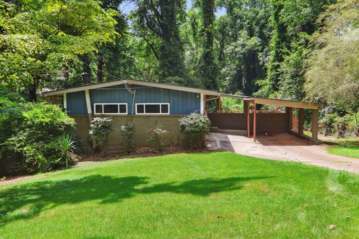 Detached House in Decatur, DeKalb County