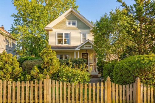 Luxury home in Washington, Washington County