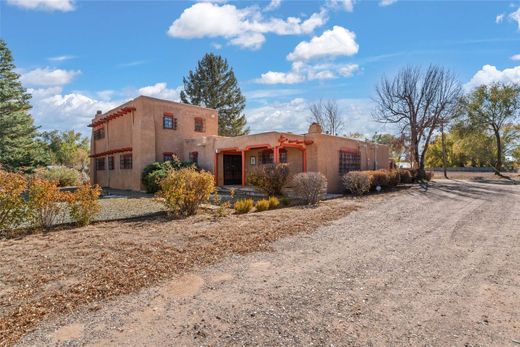 Einfamilienhaus in Española, Rio Arriba County