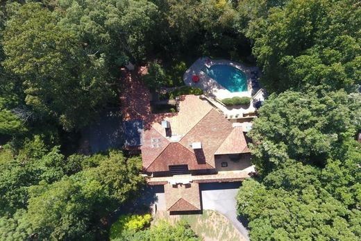 Detached House in Atlanta, Fulton County