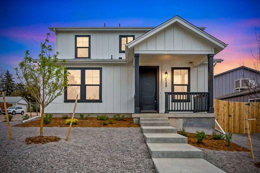 Detached House in Englewood, Arapahoe County