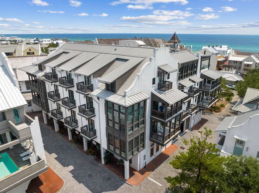Apartment in Rosemary Beach, Walton County
