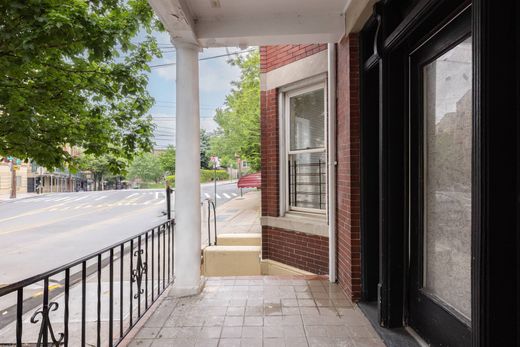 Luxury home for sale in Bronxdale