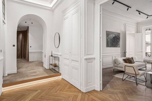 Apartment in Lyon, Rhône