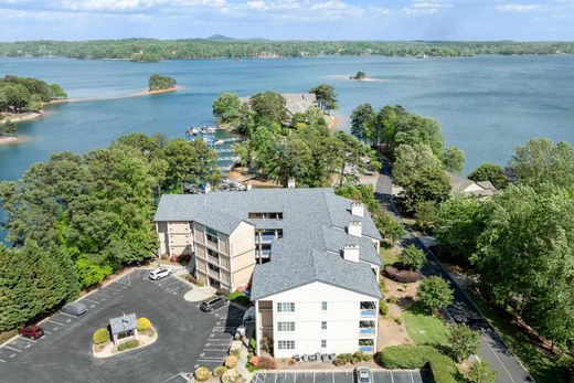 Apartment in Salem, Oconee County