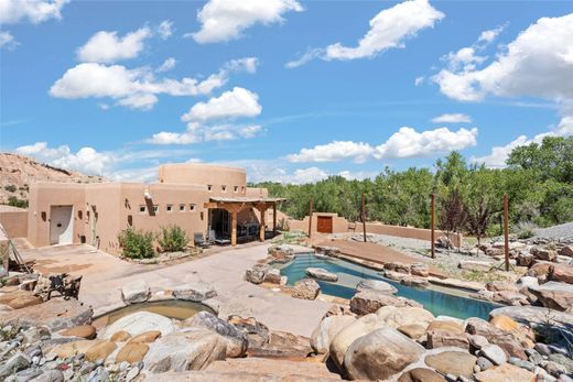 Einfamilienhaus in Chimayo, Rio Arriba County