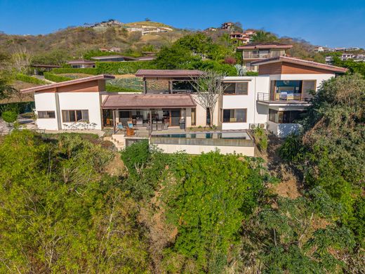 Villa Carrillo, Hojancha