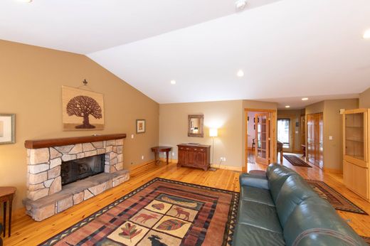 Luxury home in Carbondale, Garfield