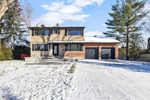 Einfamilienhaus in Beaconsfield, City of Montréal