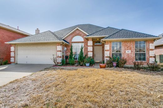 Detached House in Lewisville, Denton County