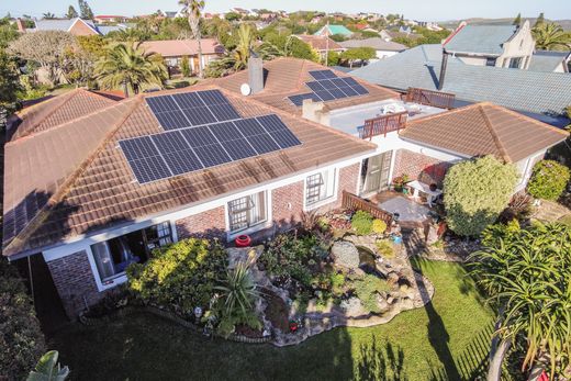 Einfamilienhaus in Mossel Bay, Eden District Municipality