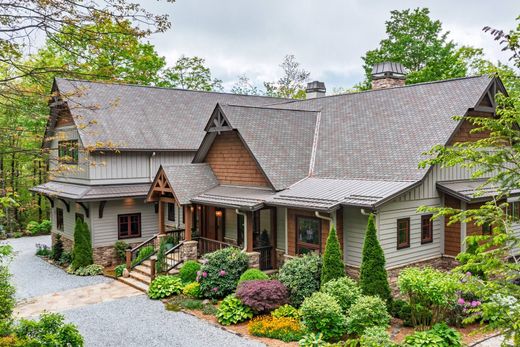 بيت مستقل ﻓﻲ Sapphire, Transylvania County