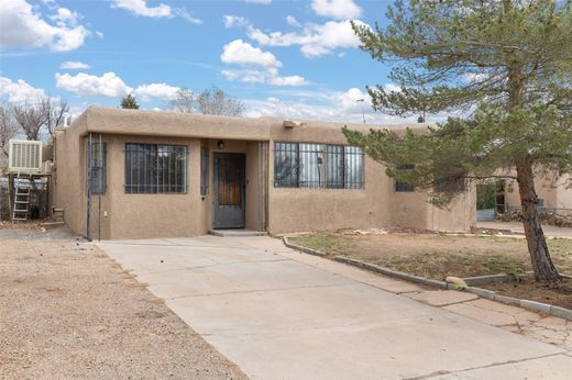 Detached House in Santa Fe, Santa Fe County