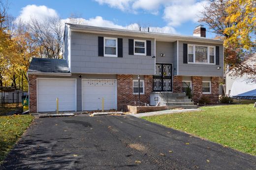 Detached House in Ewing, Mercer County