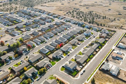 منزل ﻓﻲ Madras, Jefferson County