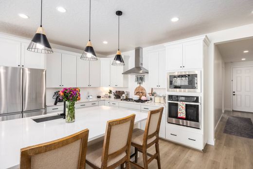 Casa en Eagle Mountain, Utah County