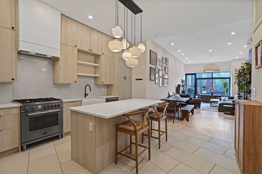 Apartment in Brooklyn, Kings County