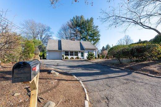 Detached House in Stamford, Fairfield County