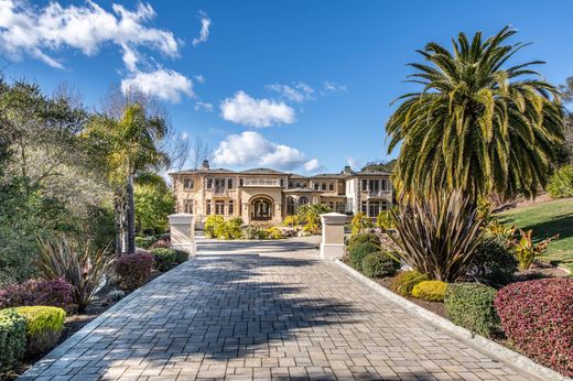 Vrijstaand huis in Los Altos Hills, Santa Clara County