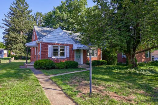 Detached House in Columbia, Lancaster County