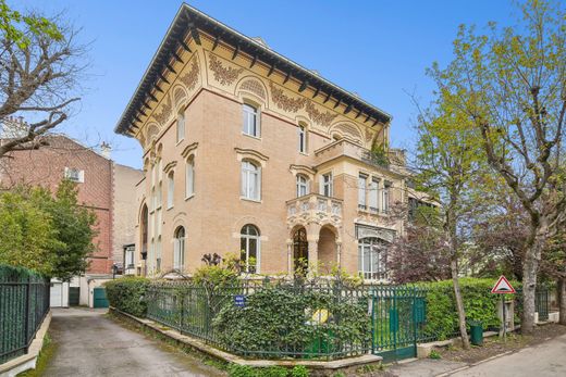 Apartment in Monceau, Courcelles, Ternes, Paris