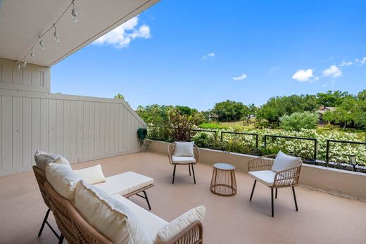 Apartment in Belleair, Pinellas County