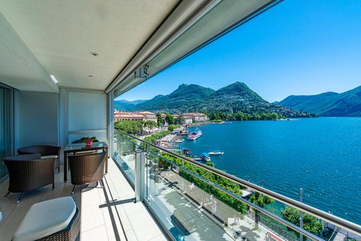 Apartment / Etagenwohnung in Lugano, Kanton Tessin