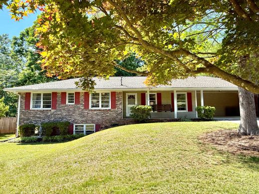 Casa Independente - Peachtree Corners, Gwinnett County