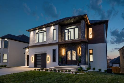 Detached House in Lexington, Fayette County