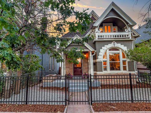Detached House in Denver, Denver County