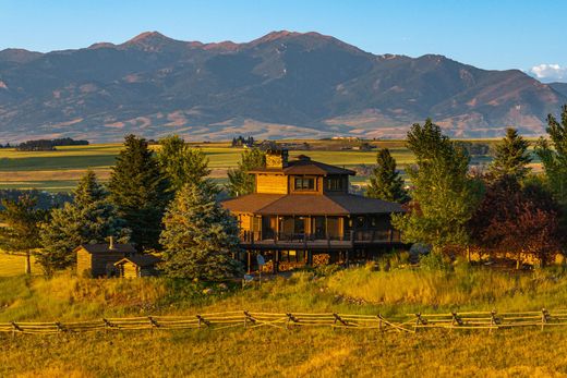 Casa Unifamiliare a Gallatin Gateway, Gallatin County